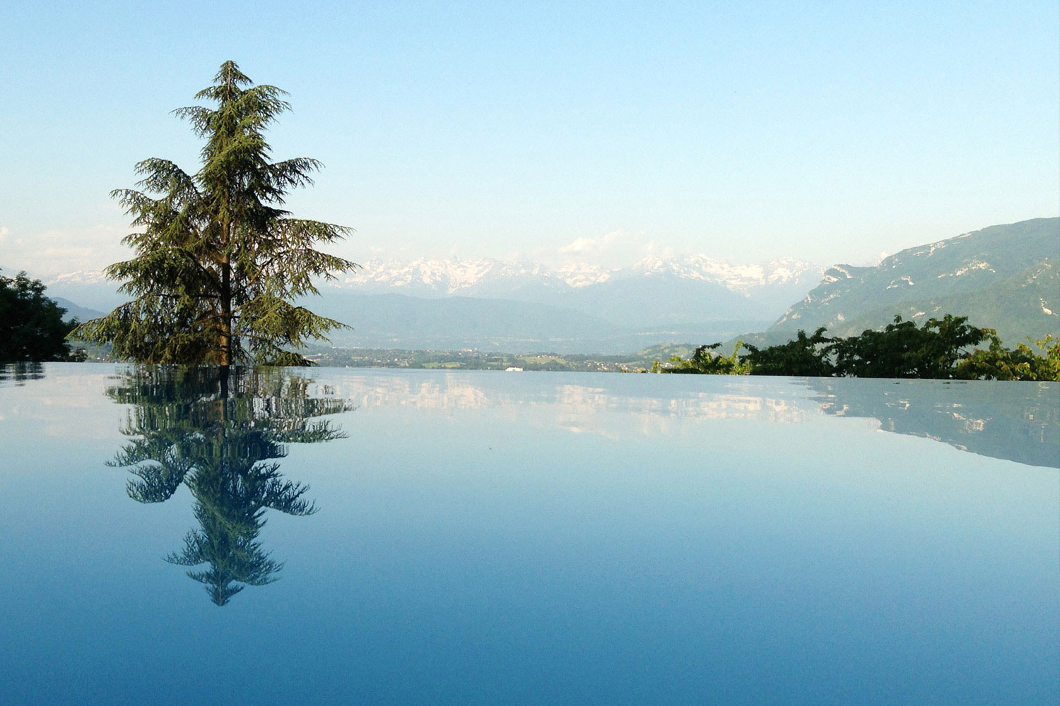 piscine sur mesure debordement  chambery